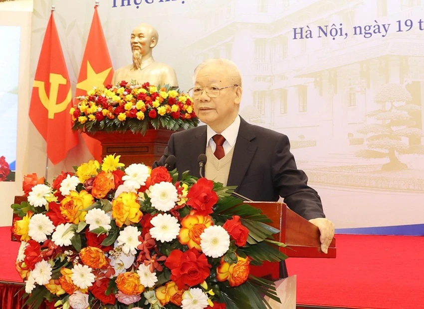 6-tong-bi-thu-nguyen-phu-trong-du-hoi-nghi-ngoai-giao-lan-32-686.jpg
