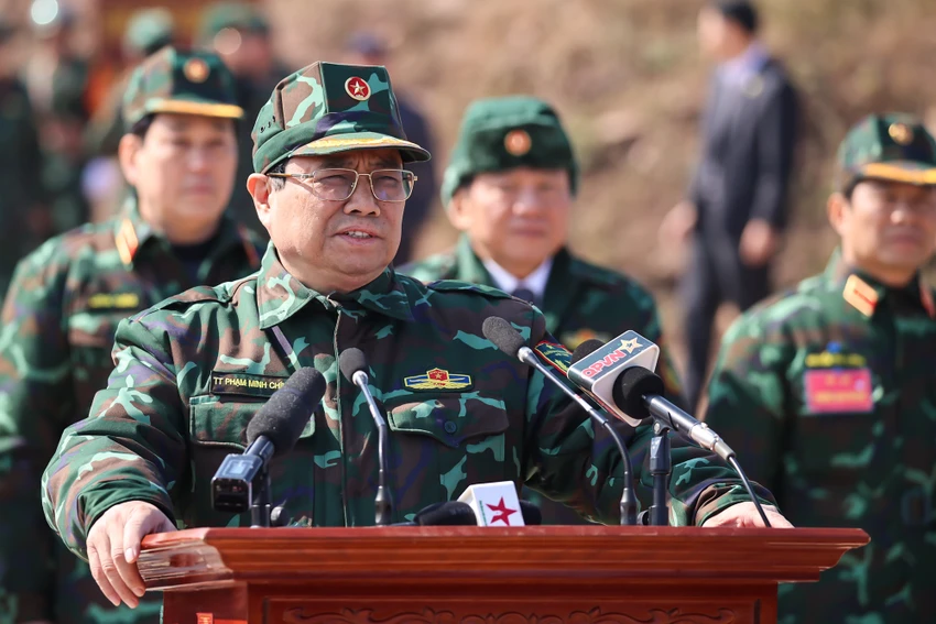 9-thu-tuong-du-ban-dan-that-quan-doan-12-304.jpeg