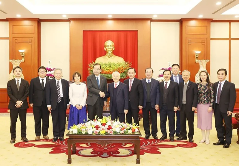 tong-bi-thu-nguyen-phi-trong-tiep-chu-tich-dang-cong-san-nhat-ban-8165.jpg