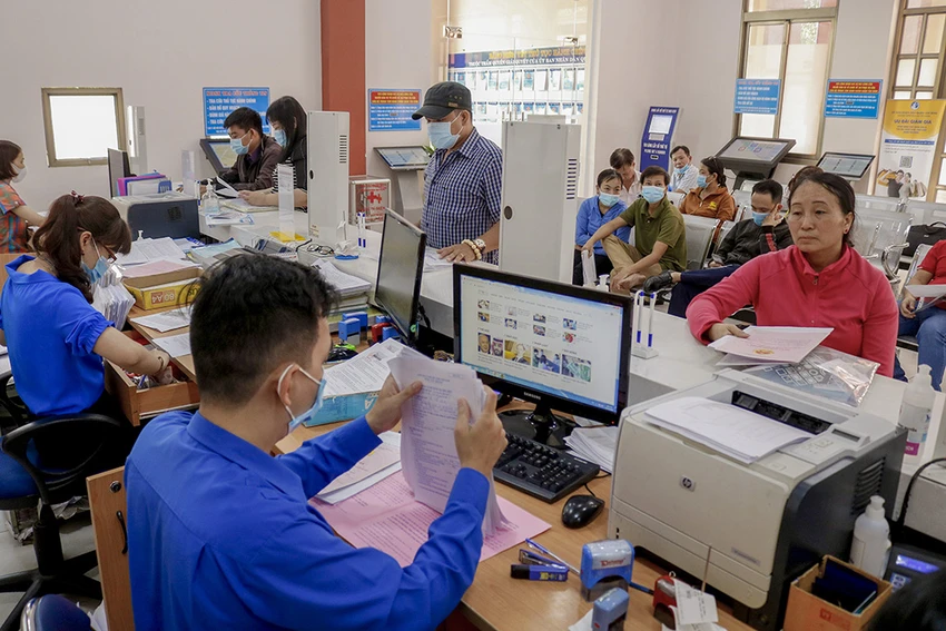 Hoàn thành sáp nhập huyện, xã, cải cách tiền lương năm 2024