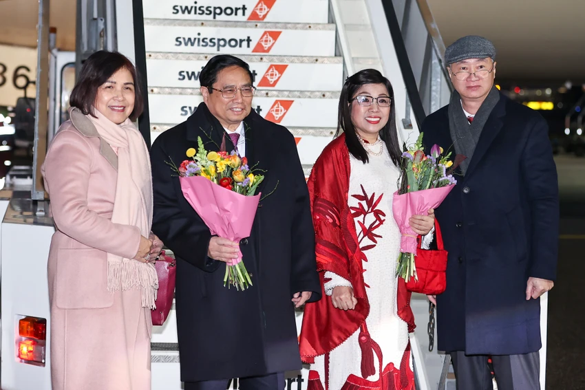 thu-tuong-pham-minh-chinh-den-thuy-si-bat-dau-du-wef-davos-2024.jpg