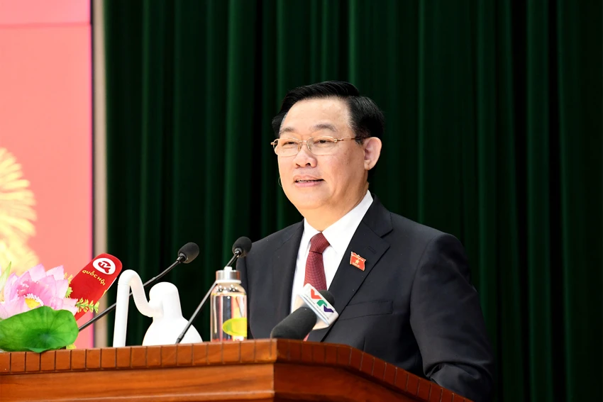 chu-tich-quoc-hoi-vuong-dinh-hue-2.jpeg