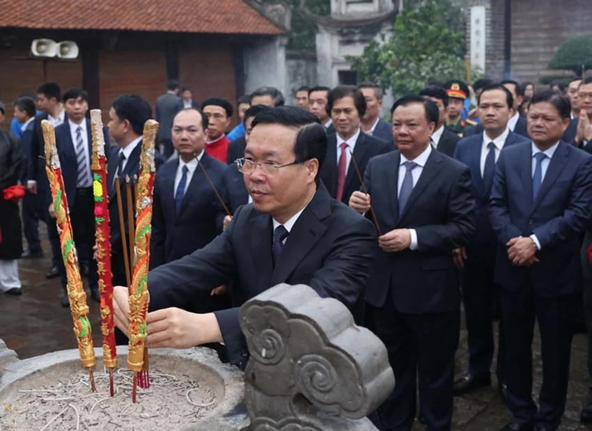 chu-tich-nuoc-dang-huong-an-duong-vuong-co-loa-2.jpg