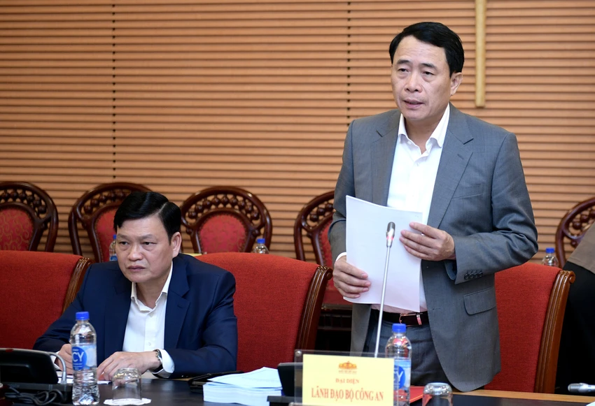Đề xuất thêm 3 chức vụ lãnh đạo quan trọng vào diện đối tượng cảnh vệ-thieu-tuong-le-quoc-hung-luat-canh-ve.jpeg