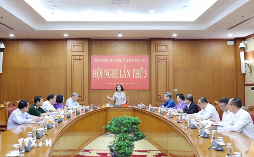 Thường trực Ban Bí thư: Các địa phương tham mưu Bộ Chính trị về giao, quản lý biên chế