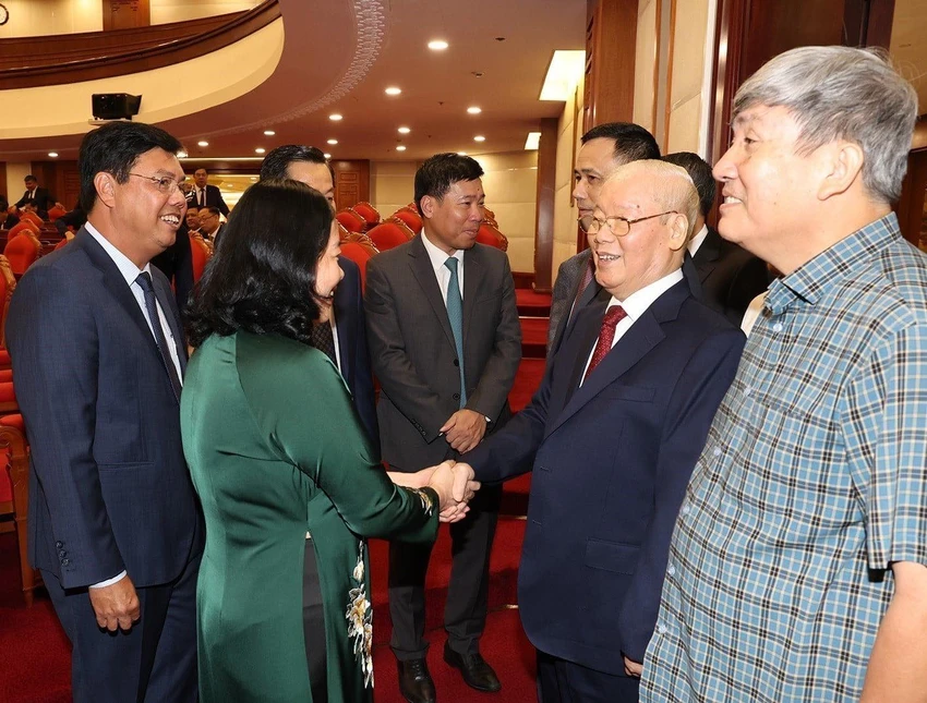 1-tong-bi-thu-nguyen-phu-trong-chu-tri-hoi-nghi-trung-uong-9-khoa-xiii-9 (4).jpg