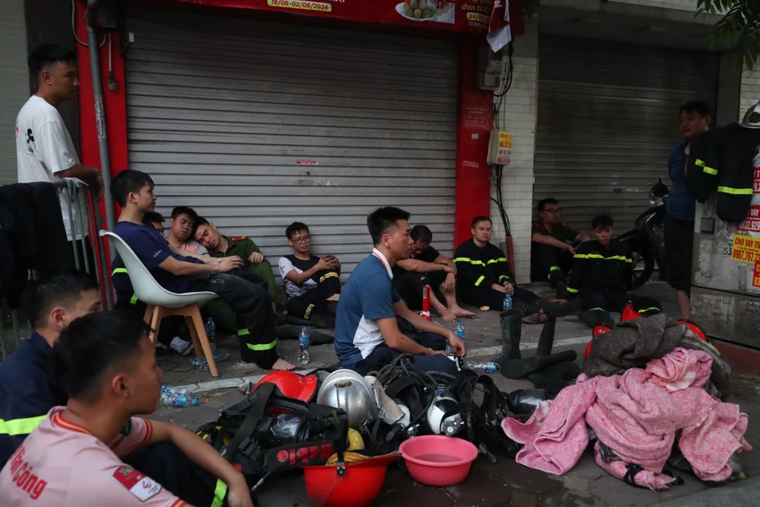 Thủ tướng chỉ đạo khẩn trương làm rõ nguyên nhân, trách nhiệm trong vụ cháy 14 người chết ở Hà Nội