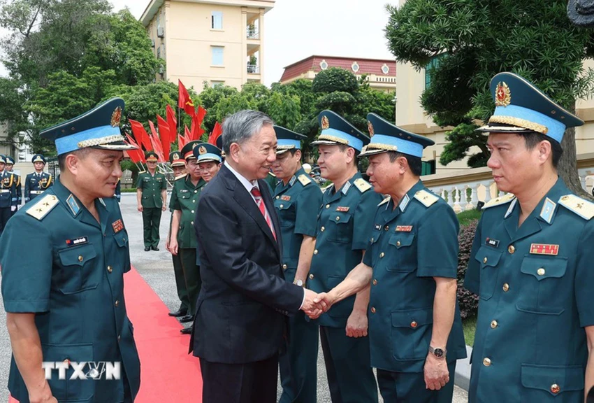Chủ tịch nước Tô Lâm thăm, làm việc tại Quân chủng Phòng không-Không quân