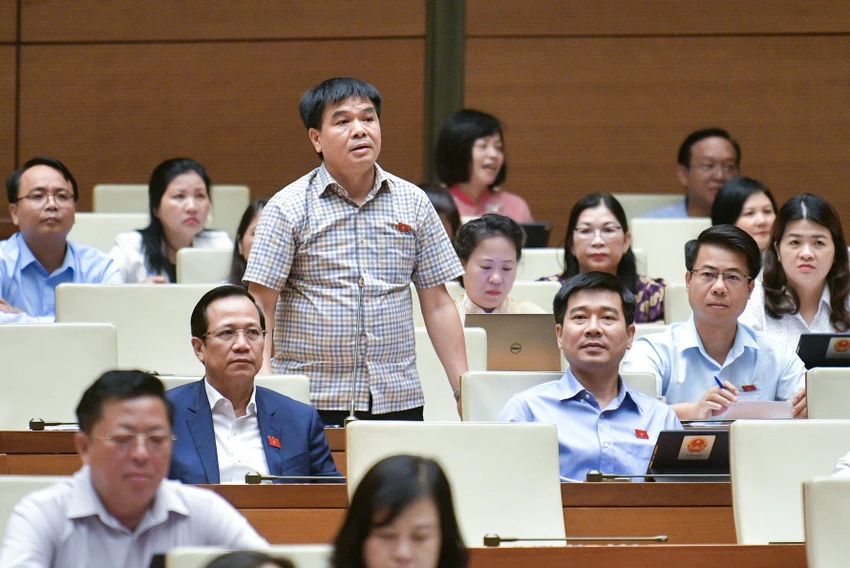 bo-truong-tn-mt-song-nhue-song-day-chi-o-nhiem-nang-chu-khong-phai-dong-song-chet-dang-huu-toan.jpeg