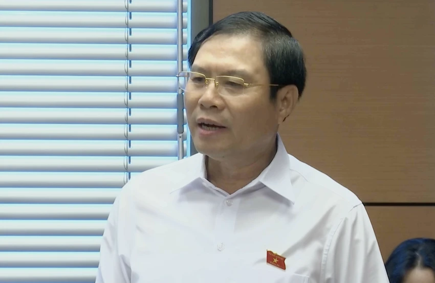 bo-truong-phan-van-giang-neu-khong-can-than-co-the-lai-mang-nhung-loai-vu-khi-lac-hau-ve-nha-1.png