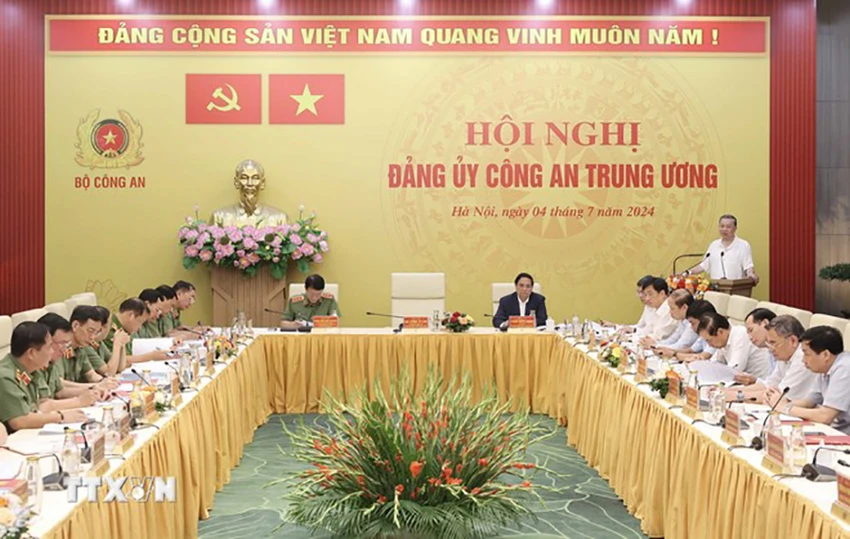 Tổng Bí thư Nguyễn Phú Trọng: Khắc phục triệt để tình trạng lộ, mất bí mật nhà nước