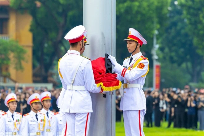 le-thuong-co-ba-dinh-7.jpg