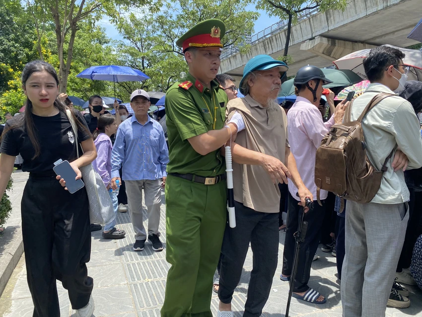 ong-thao-tien.jpg