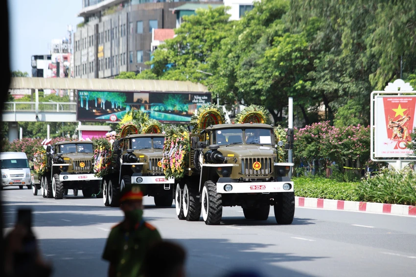 pho-tran-duy-huong-tong-bi-thu-2.jpg