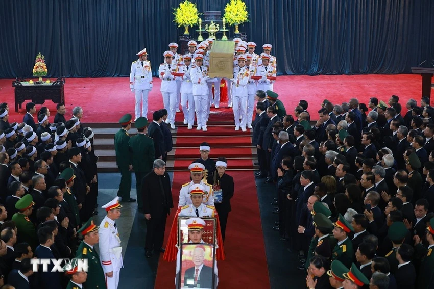 tien-dua-tong-bi-thu-2.jpg