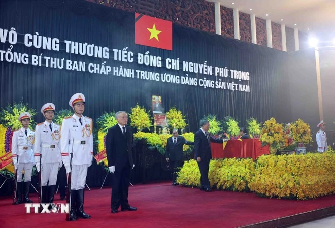 vong-quanh-linh-cuu-5.jpg