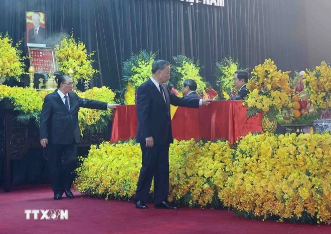 -vong-quanh-linh-cuu4.jpg