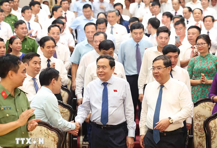 chu-tich-quoc-hoi-khong-de-bo-hoang-tru-so-cong-sau-sap-nhap-huyen-xa-1.jpg