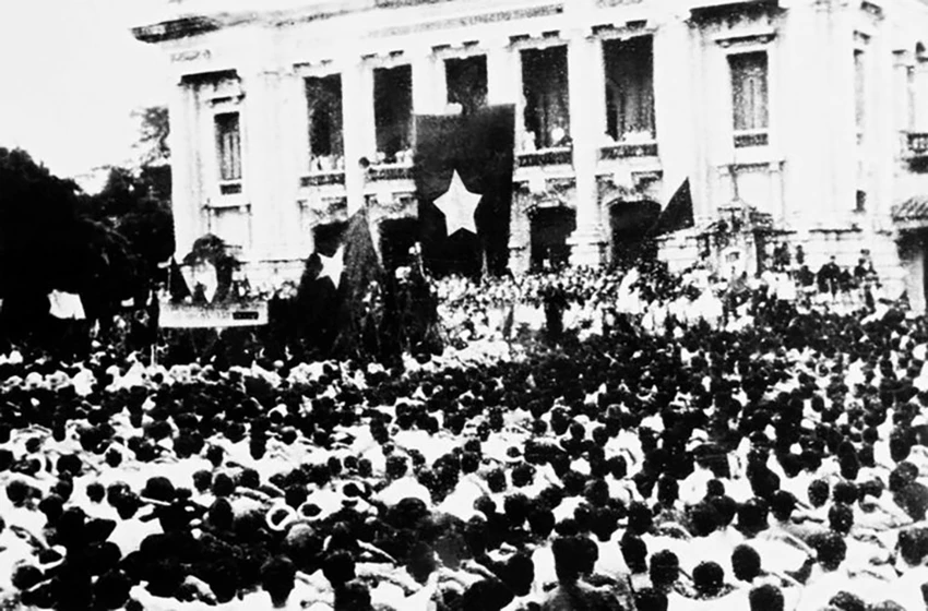 niem-tin-cua-dan-nhin-tu-cach-mang-thang-tam-1.jpg