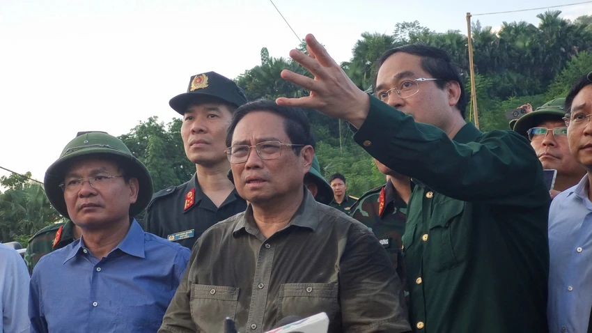thu-tuong-pham-minh-chinh-lang-nu-1.jpg