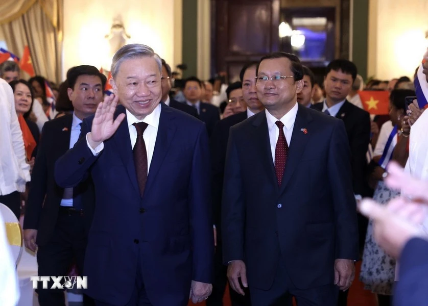 vun-dap-tinh-huu-nghi-thuy-chung-viet-nam-cuba-mai-mai-truong-ton-3.jpg