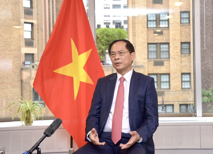 thong-tin-ve-chuyen-cong-tac-cua-tong-bi-thu-chu-tich-nuoc-to-lam-den-mong-co-ireland-phap-1.jpg