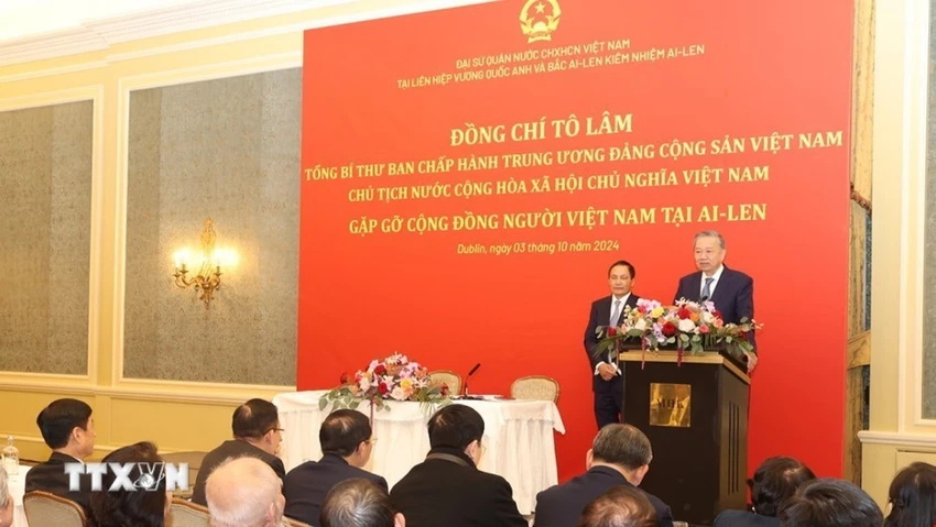 chuyen-cong-tac-voi-nhieu-lan-dau-tien-dac-biet-cua-tong-bi-thu-chu-tich-nuoc-to-lam (3).jpg