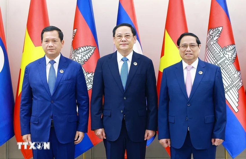 hinh-anh-thu-tuong-3-nuoc-viet-nam-lao-campuchia-an-sang-va-lam-viec-4.jpg