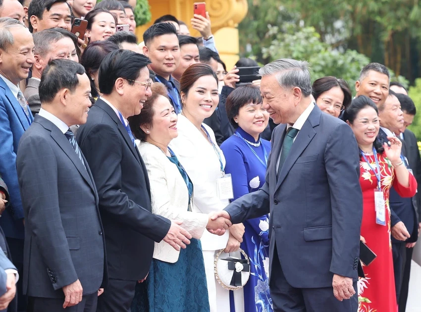 nhieu-thuong-hieu-viet-da-vuon-minh-ra-thi-truong-toan-cau-tong-bi-thu-chu-tich-nuoc-to-lam.png