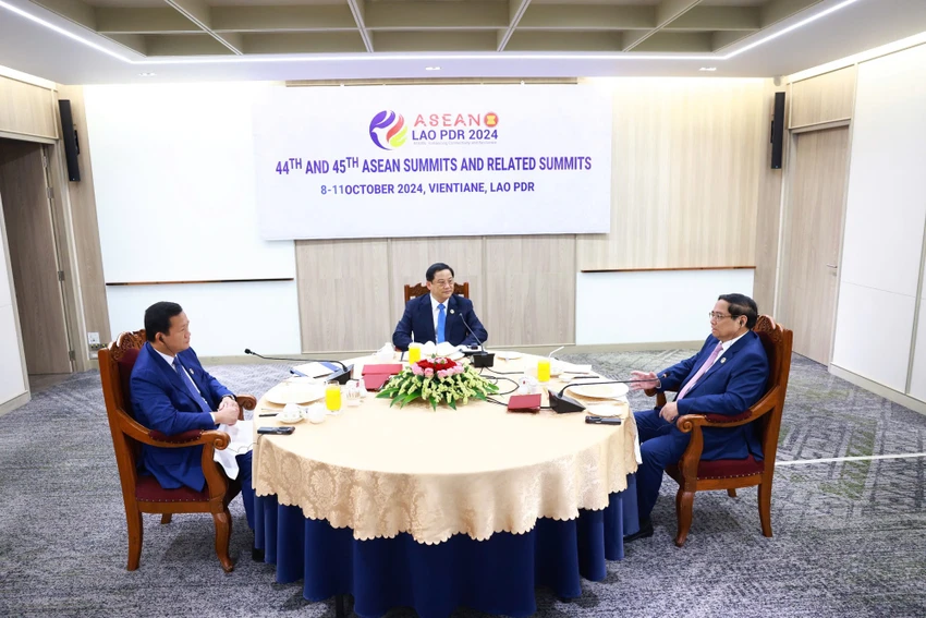 nhin-lai-hon-60-hoat-dong-trong-4-ngay-cua-thu-tuong-pham-minh-chinh-o-lao-4.jpg