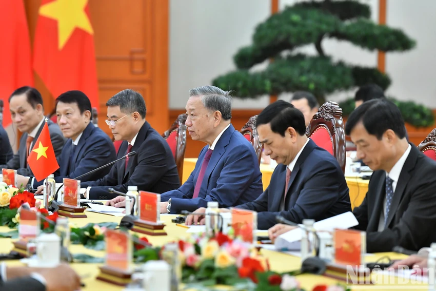 viet-nam-trung-quoc-can-thuc-hien-nghiem-nhan-thuc-chung-cap-cao-ve-van-de-bien-dong-thu-tuong-ly-cuong-tong-bi-thu-to-lam.jpg