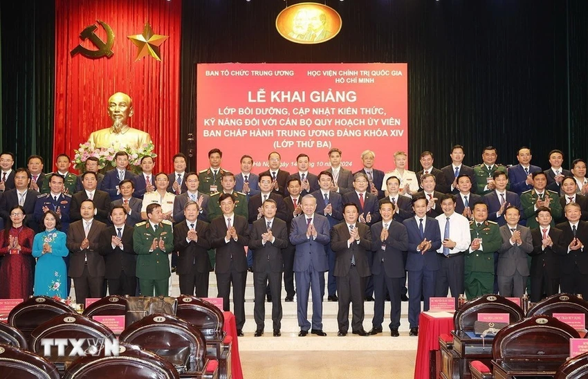 tong-bi-thu-chu-tich-nuoc-du-khai-giang-lop-boi-duong-can-bo-quy-hoach-uy-vien-trung-uong-dang-3.jpg
