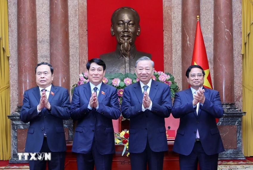 Tổng Bí thư Tô Lâm, Chủ tịch nước Lương Cường bàn giao công tác Chủ tịch nước
