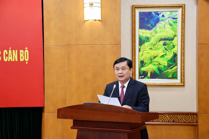 bi-thu-nghe-an-thai-thanh-quy-lam-pho-truong-ban-kinh-te-trung-uong-1.jpg