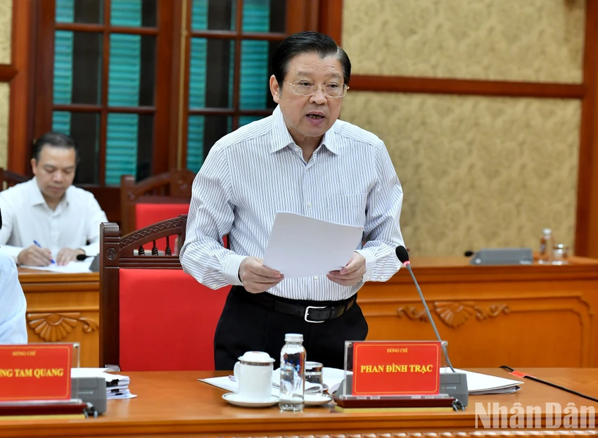 tong-bi-thu-chu-tri-cuoc-hop-thuong-truc-ban-chi-dao-trung-uong-ve-phong-chong-tham-nhung-lang-phi-tieu-cuc-3.jpg
