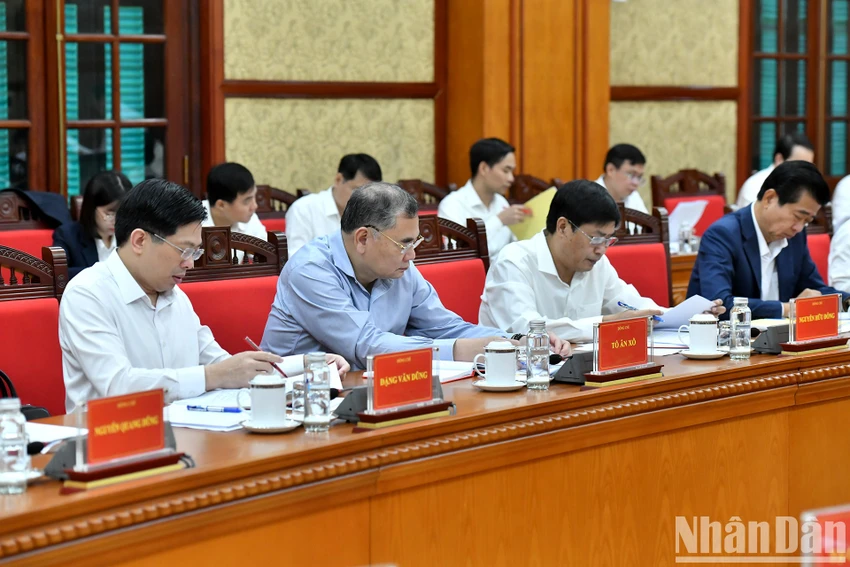 tong-bi-thu-chu-tri-cuoc-hop-thuong-truc-ban-chi-dao-trung-uong-ve-phong-chong-tham-nhung-lang-phi-tieu-cuc-9.jpg