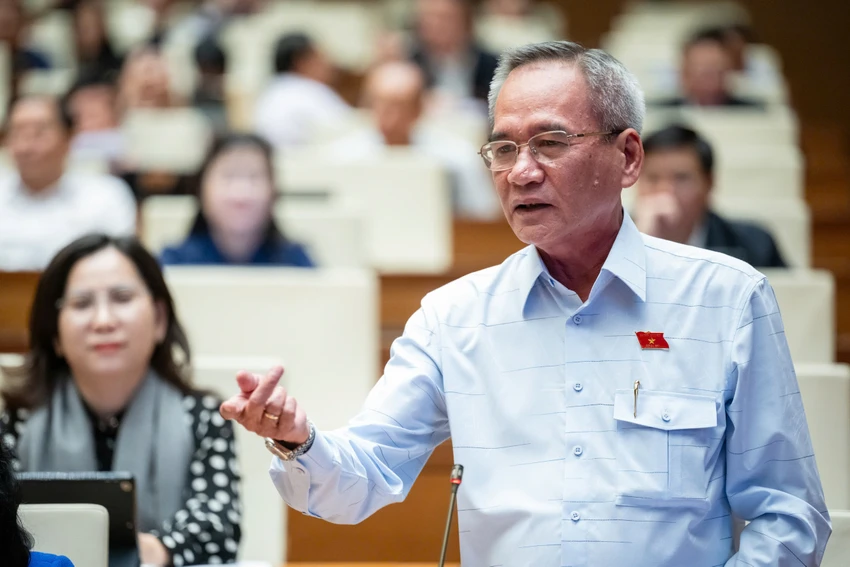 thang-quan-ham-cap-tuong-quan-doi-lu-van-hung.jpg