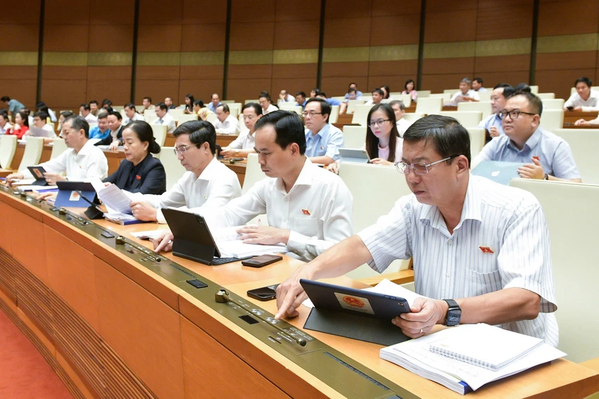 Năm 2025, tổng chi ngân sách trung ương năm 2025 là 1 triệu tỉ đồng