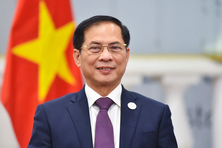 bui-thanh-son-chu-tich-nuoc-luong-cuong.jpg