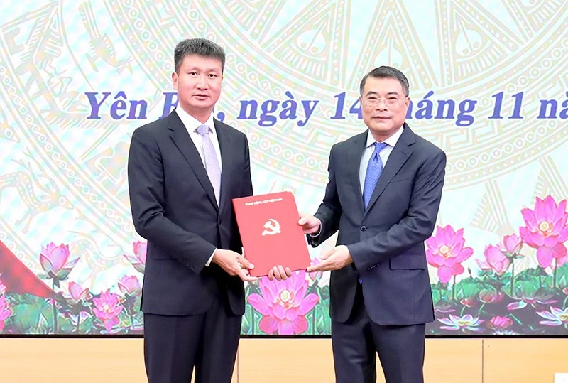 nguyen-huy-tuan-yen-bai.jpg