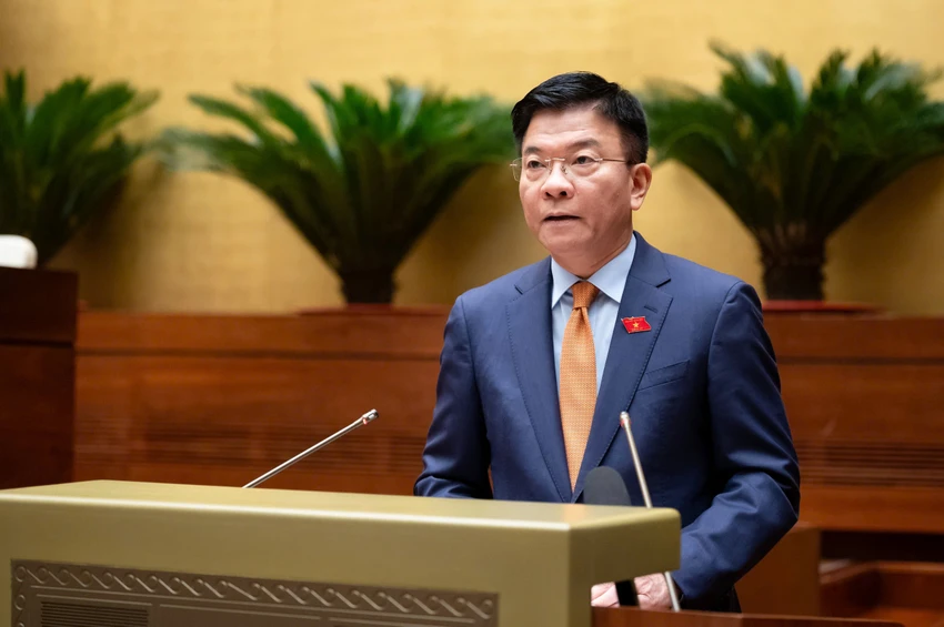 quoc-hoi-tranh-luan-tang-thue-tieu-thu-dac-biet-voi-ruou-bia-le-thanh-long.jpg