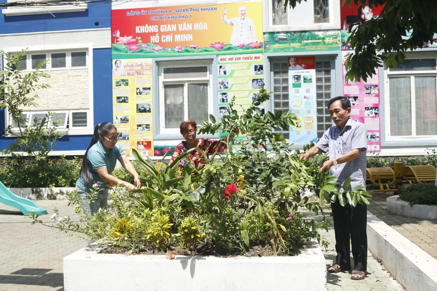 khu-pho-moi-lam-duong-lap-dien-cham-lo-doi-song-nguoi-dan-phu-nhuan-cong-vien.JPG