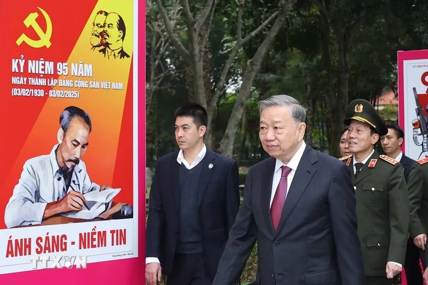 tong-bi-thu-to-lam-dang-huong-tuong-niem-chu-tich-ho-chi-minh-tong-bi-thu-le-hong-phong-7.png