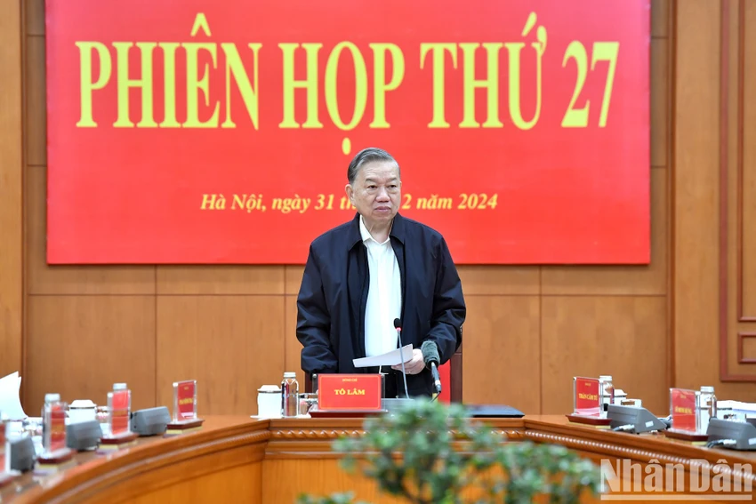 trung-uong-bo-chinh-tri-ban-bi-thu-ky-luat-68-can-bo-dien-trung-uong-quan-ly-1.jpg