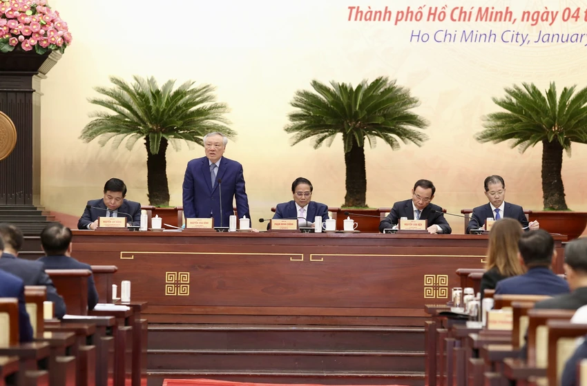 pho-thu-tuong-nguyen-hoa-binh-trung-tam-tai-chinh-quy-hoach-tp.hcm.jpg