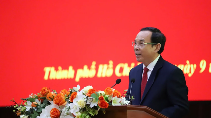 hinh-anh-tong-bi-thu-to-lam-gap-mat-can-bo-lao-thanh-cac-tinh-thanh-phia-nam-2.jpg