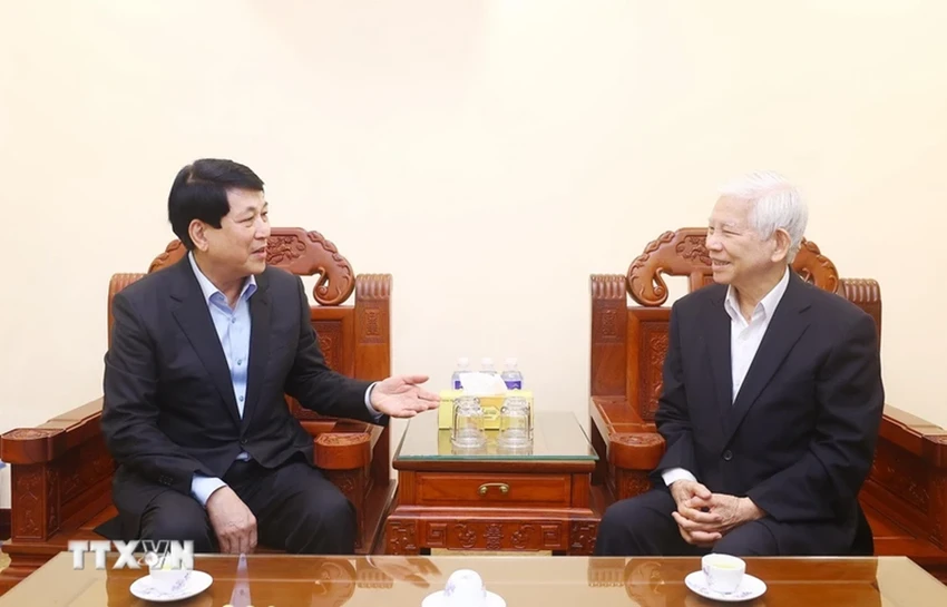 chu-tich-nuoc-luong-cuong-chuc-tet-nguyen-chu-tich-nuoc-nguyen-minh-triet-va-truong-tan-sang-1.png