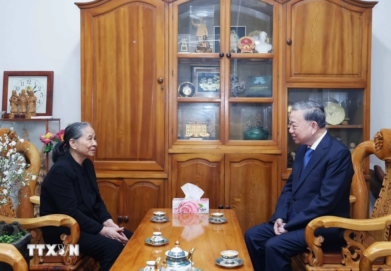 tong-bi-thu-to-lam-thap-huong-tuong-niem-tong-bi-thu-nguyen-phu-trong-3.jpg