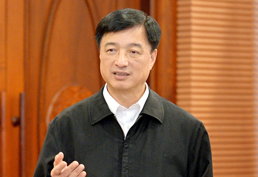chanh-van-phong-trung-uong-dang-nguyen-duy-ngoc-duoc-bau-bo-sung-vao-bo-chinh-tri.png