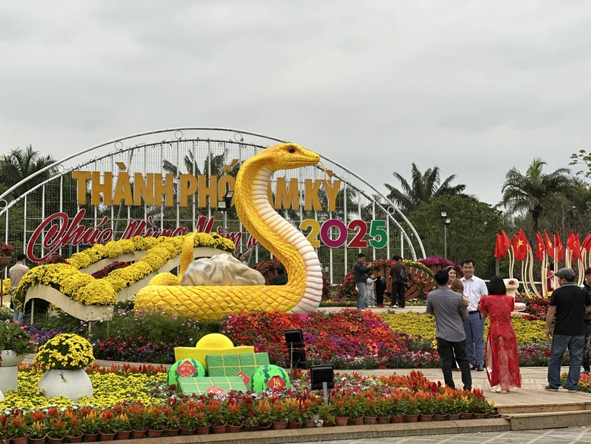 giao-thua-quang-nam-thanh-nhat.jpg